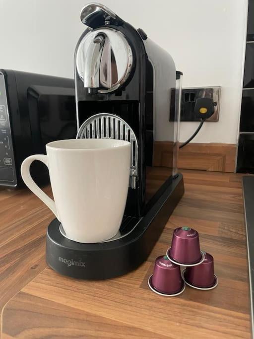 Modern 1-Bed Apartment Belfast Bagian luar foto