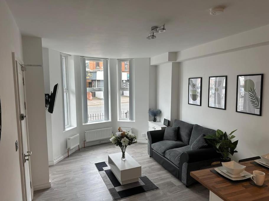 Modern 1-Bed Apartment Belfast Bagian luar foto